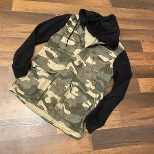 H&M Divided Camo Hoodie Jacket